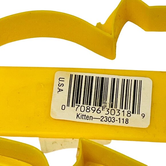 Yellow Cat Kitten Shaped Cookie Cutter By Wilton USA Vintage - Picture 4 of 5